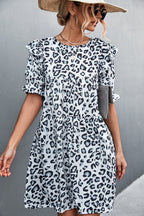 Damen Freizeitkleid mit verspieltem Leopardenmuster und Rüschendetails R&B