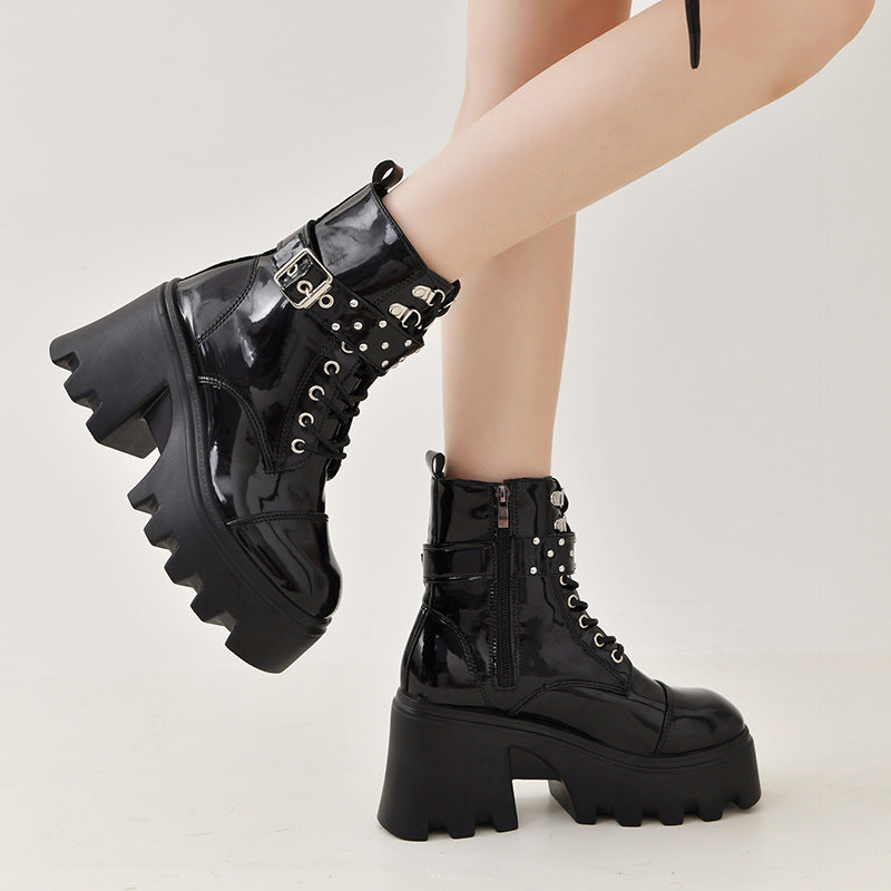 Damen High-Top Stiefeletten mit modischem Schnallen-Detail und robustem Plateau R&B