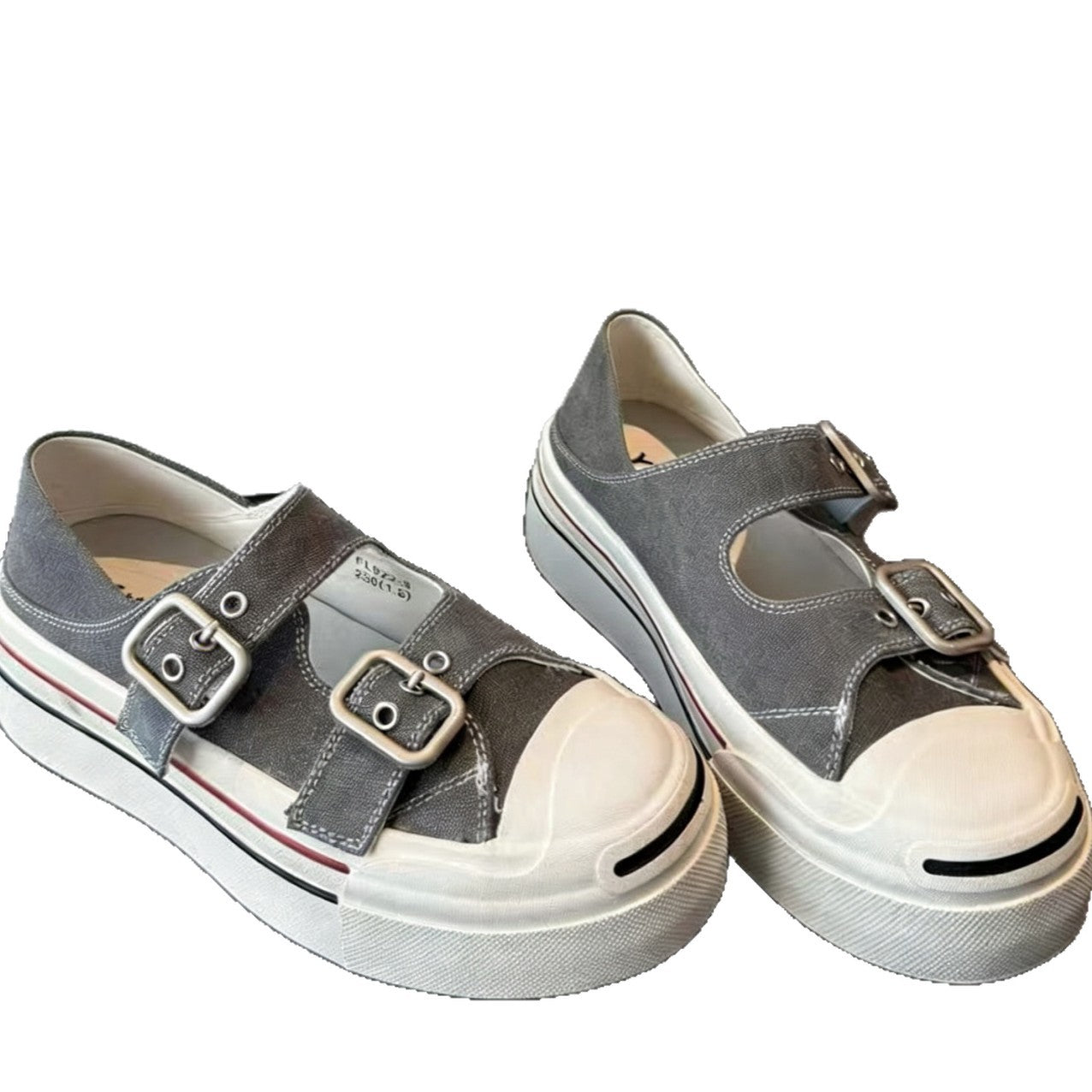 Damen Plateauslipper mit verstellbarem Riemchen und geschlossenen Zehen R&B