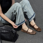 Damen elegante Ballerinas mit verstellbarem Riemen und auffälligem Leopardenmuster R&B