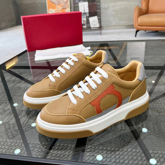 Damen Sportliche Sneakers mit hochwertiger Lederoberfläche und trendiger Designkombination R&B