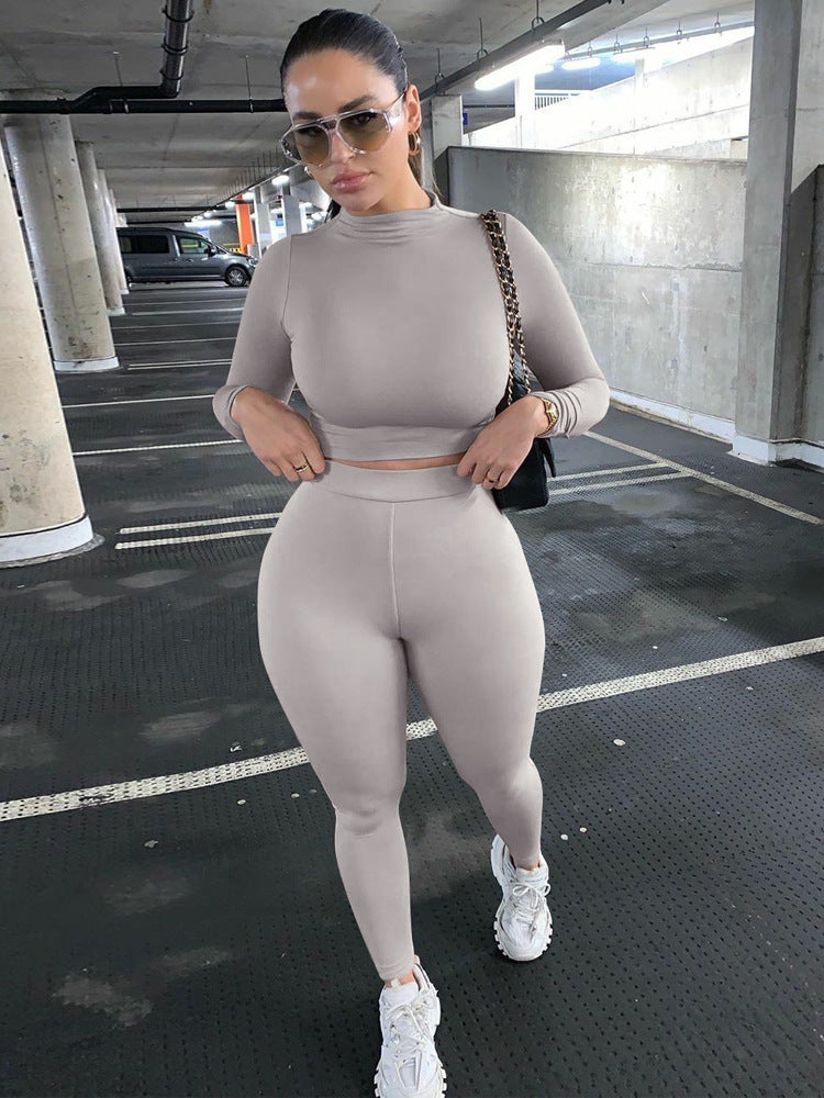 Damen Sportliches Set mit hochgeschlossenem Oberteil und enganliegenden Leggings R&B