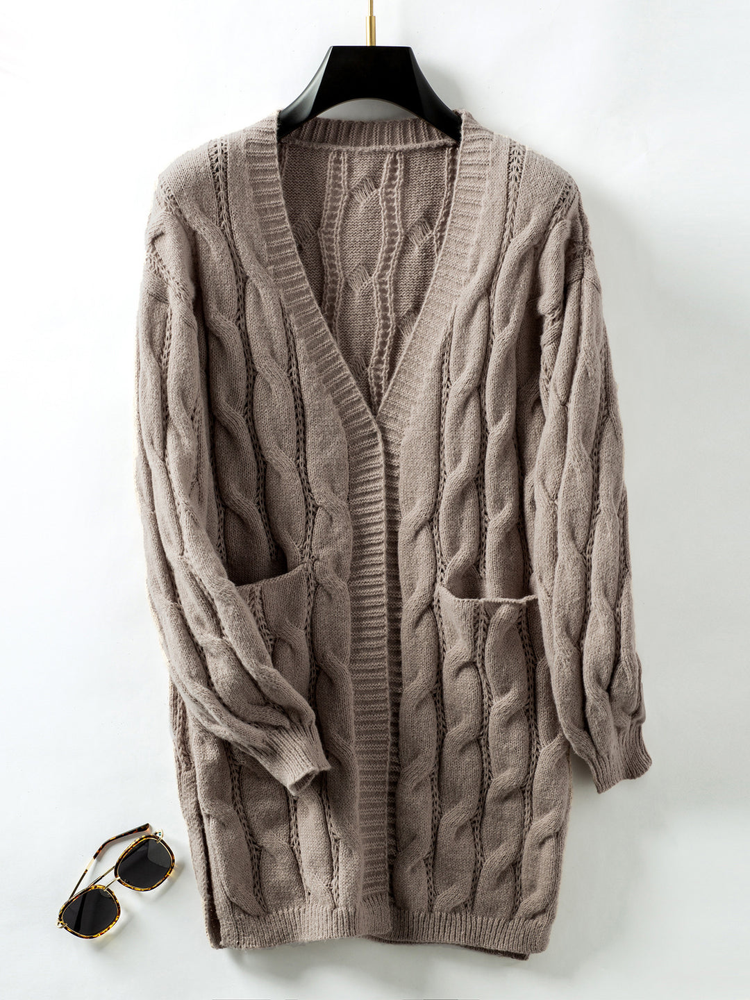 Damen Strickjacke mit V-Ausschnitt und praktischen Taschen R&B