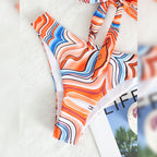 Damen Bandeau-Bikini mit verspieltem Wickeldesign und buntem Muster R&B