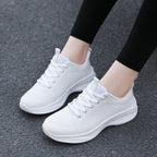 Damen Sportschuhe mit atmungsaktivem Mesh-Obermaterial und dämpfender Sohle