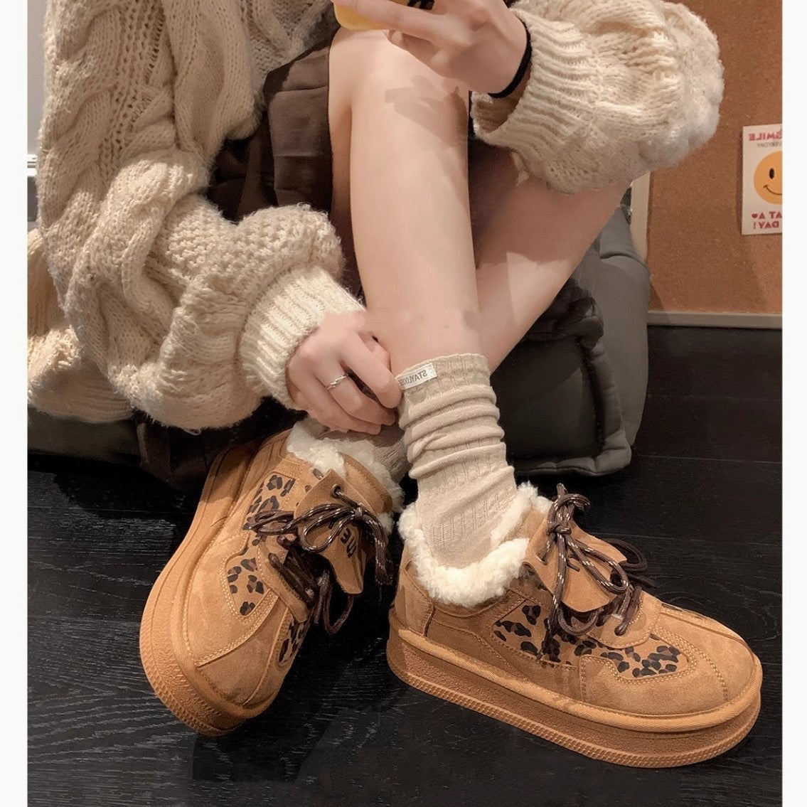 Damen Freizeit-Sneaker mit warmem Innenfutter und modischem Leopardenmuster