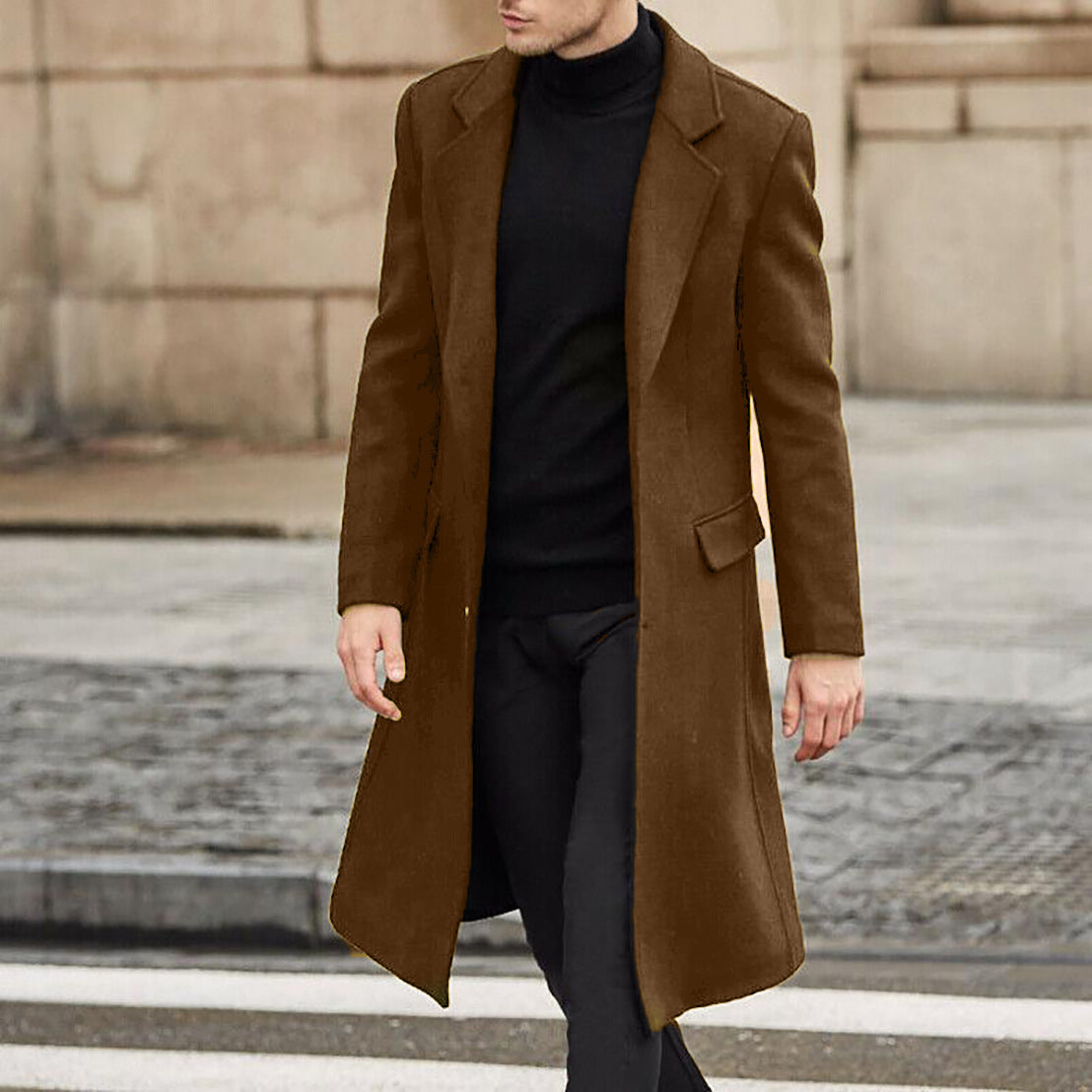 Herren eleganter Wollmantel im klassischen Schnitt