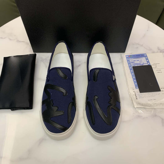 Damen Slip-On Sneakers mit auffälligem Design und rutschfester Laufsohle R&B