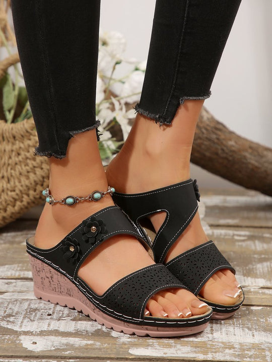 Damen Komfortable Sandalen mit floraler Perforation und ergonomischem Fußbett R&B