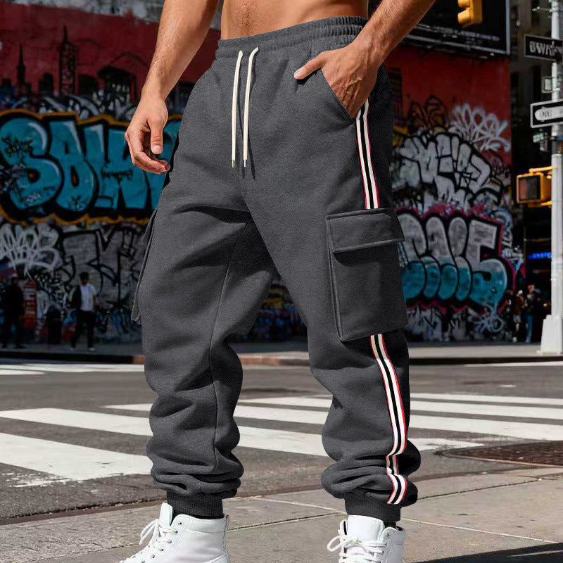 Herren nan Cargojogginghose mit Kordelzug, seitlichen Cargotaschen und elastischen Bündchen R&B