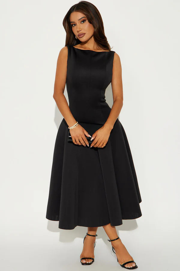 Damen Elegantes zeitloses Cocktailkleid mit schwingendem Rock und minimalistischer Silhouette R&B