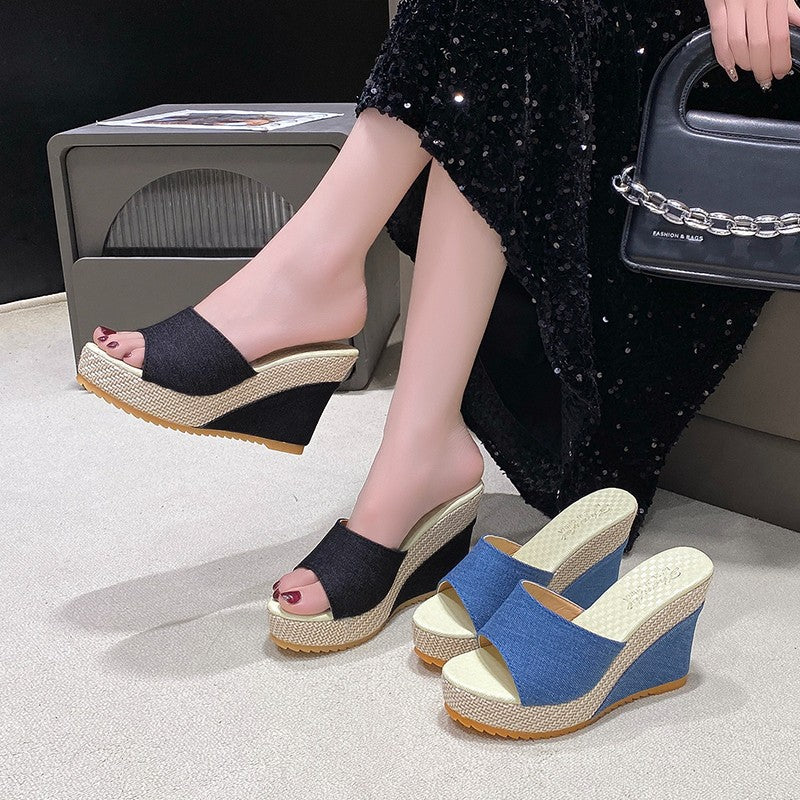 Damen Wedge-Sandaletten mit geflochtenem Absatz und modischem Obermaterial R&B