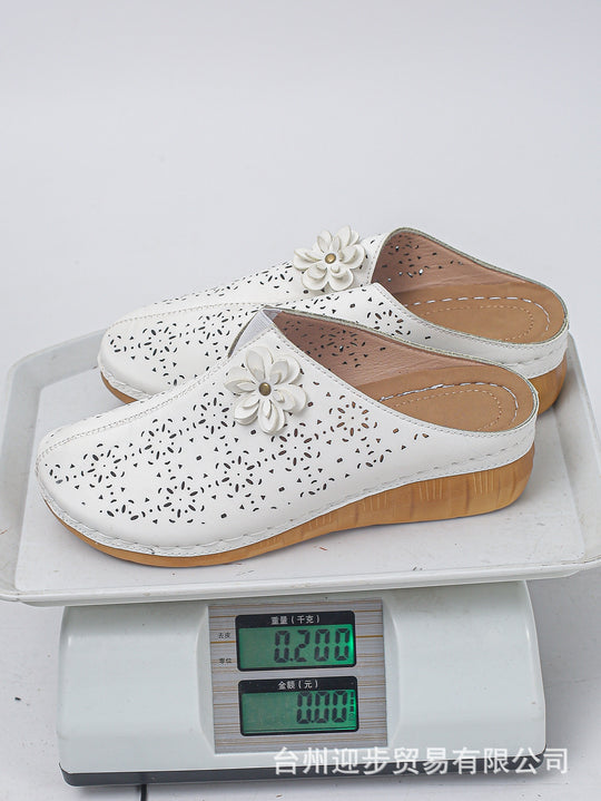 Damen Komfortable Clogs mit floralem Cut-Out-Design und anatomischer Innensohle R&B