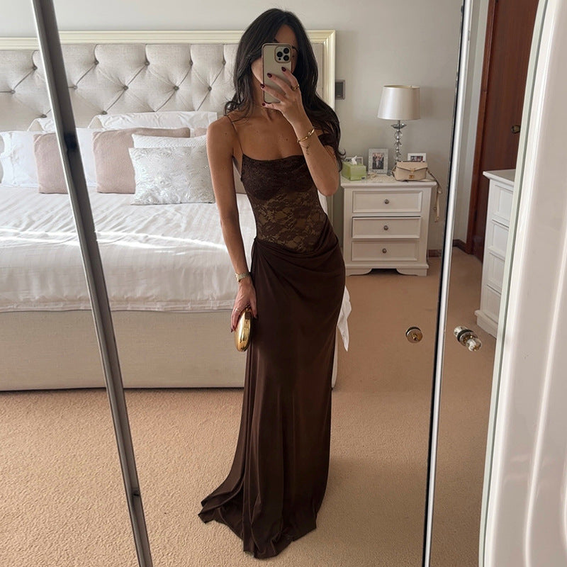 Damen Off-Shoulder Abendkleid mit raffinierten Spitzen-Applikationen und fließendem Material R&B