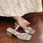 Damen elegante Flip-Flops mit glitzerndem Riemen und floralem Detail EB