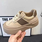 Damen Plateau Sneakers mit lässigem Retro-Design und weichem Obermaterial