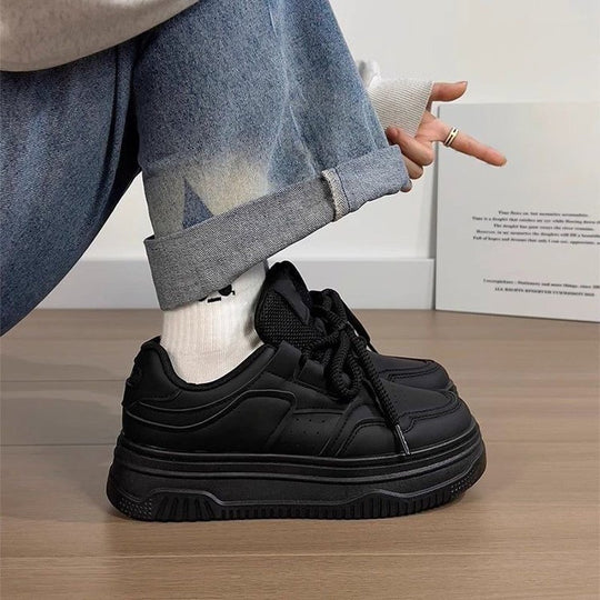 Damen Sneakers im modernen Urban-Stil mit innovativer Dämpfung R&B
