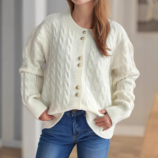 Damen Strickjacke mit eleganter Zopfmusterstruktur und dekorativen Knöpfen R&B