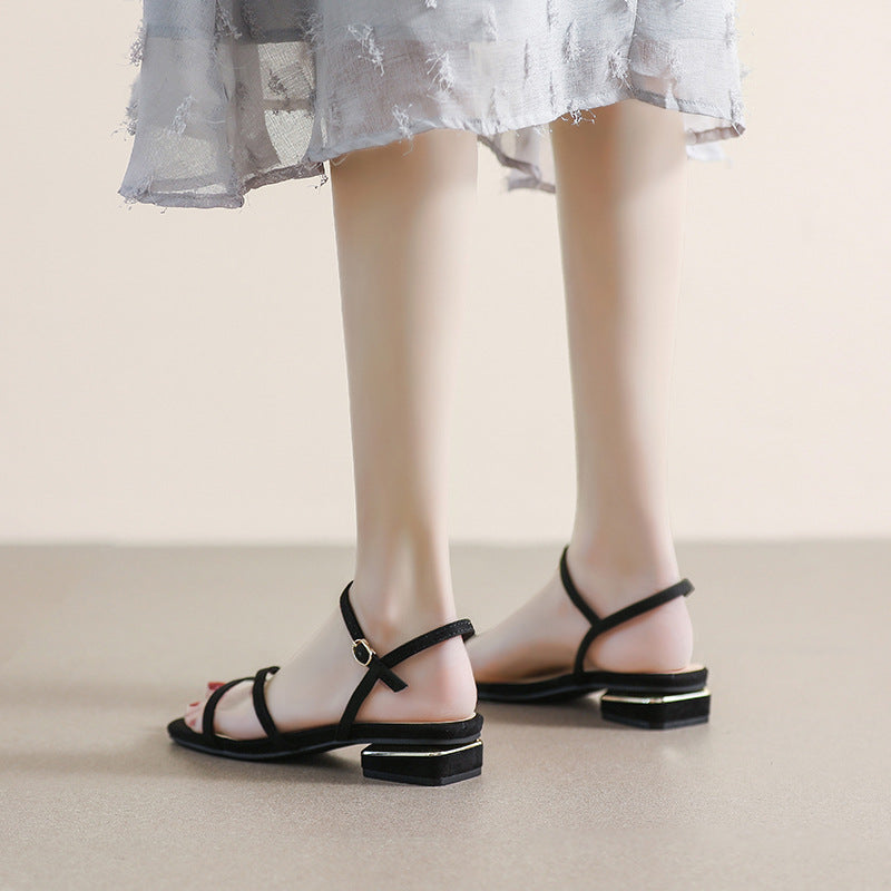 Damen Elegante Fußbett-Sandalen mit dünnen Riemen und modischem Blockabsatz