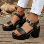 Damen Plateau-Sandaletten mit modischem Riemendesign und eleganter Schnallenapplikation R&B