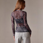 Damen nan feines Netzshirt mit Allover-Tiermuster, tailliertem Schnitt und Rundhalsausschnitt R&B