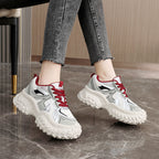 Damen Sportliche Sneakers mit dämpfendem Sohlenprofil und innovativem Design R&B