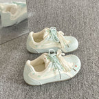 Damen Sportliche Sneakers mit individuell gestalteter Schnürung und hochwertigem Obermaterial