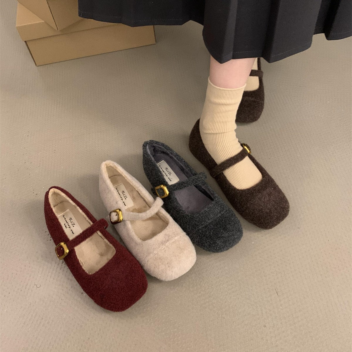Damen bequeme Hausschuhe mit verstellbarem Riemen und weichem Innenfutter R&B