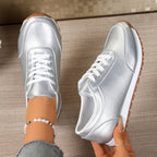 Damen Sportliche Sneakers mit glänzendem Obermaterial R&B