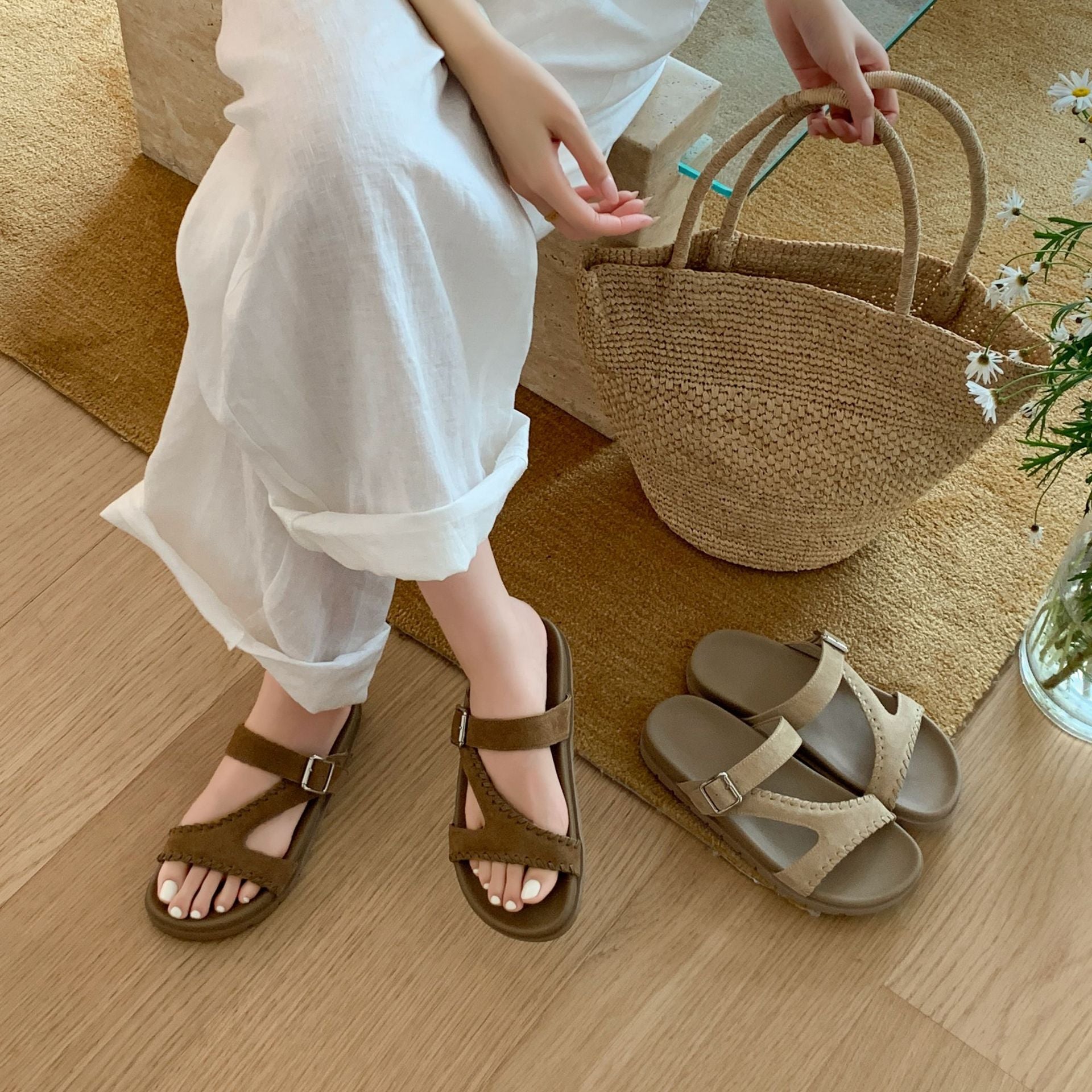 Damen Komfortable Riemensandalen mit verstellbarem Riemendesign und anatomisch geformtem Fußbett