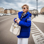 Damen modische Steppjacke mit praktischer Kapuze und großen Taschen
