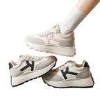 Damen sportliche Plateau-Sneaker mit stylischem Design und komfortabler Dämpfung R&B