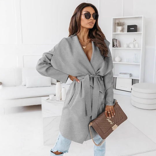 Damen Oversized Morgenmantel mit Gürtel und breiten Ärmeln R&B