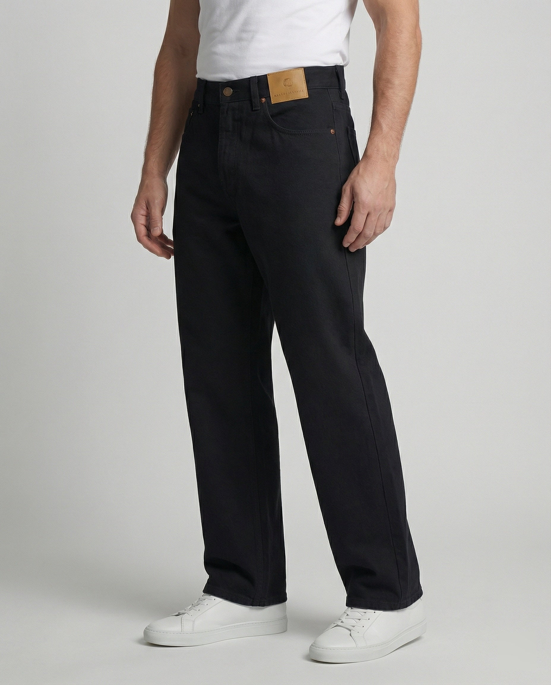 Locker geschnittene schwarze Jeans im American Retro Style Unisex