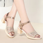 Damen Elegante Pumps mit zartem Spitzen-Design und praktischer Schnalle
