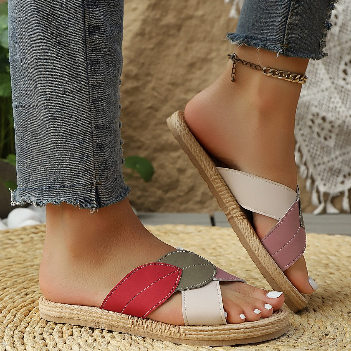 Damen Komfortable Zehentrenner-Sandaletten mit floralem Riemendesign R&B