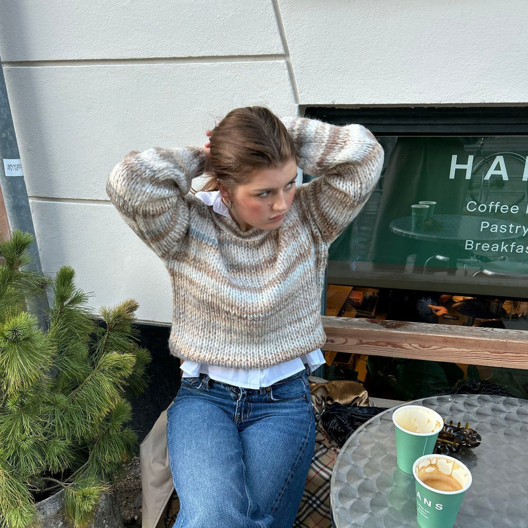 Damen Grober Strickpullover mit weitem Schnitt und breiten Ärmeln R&B