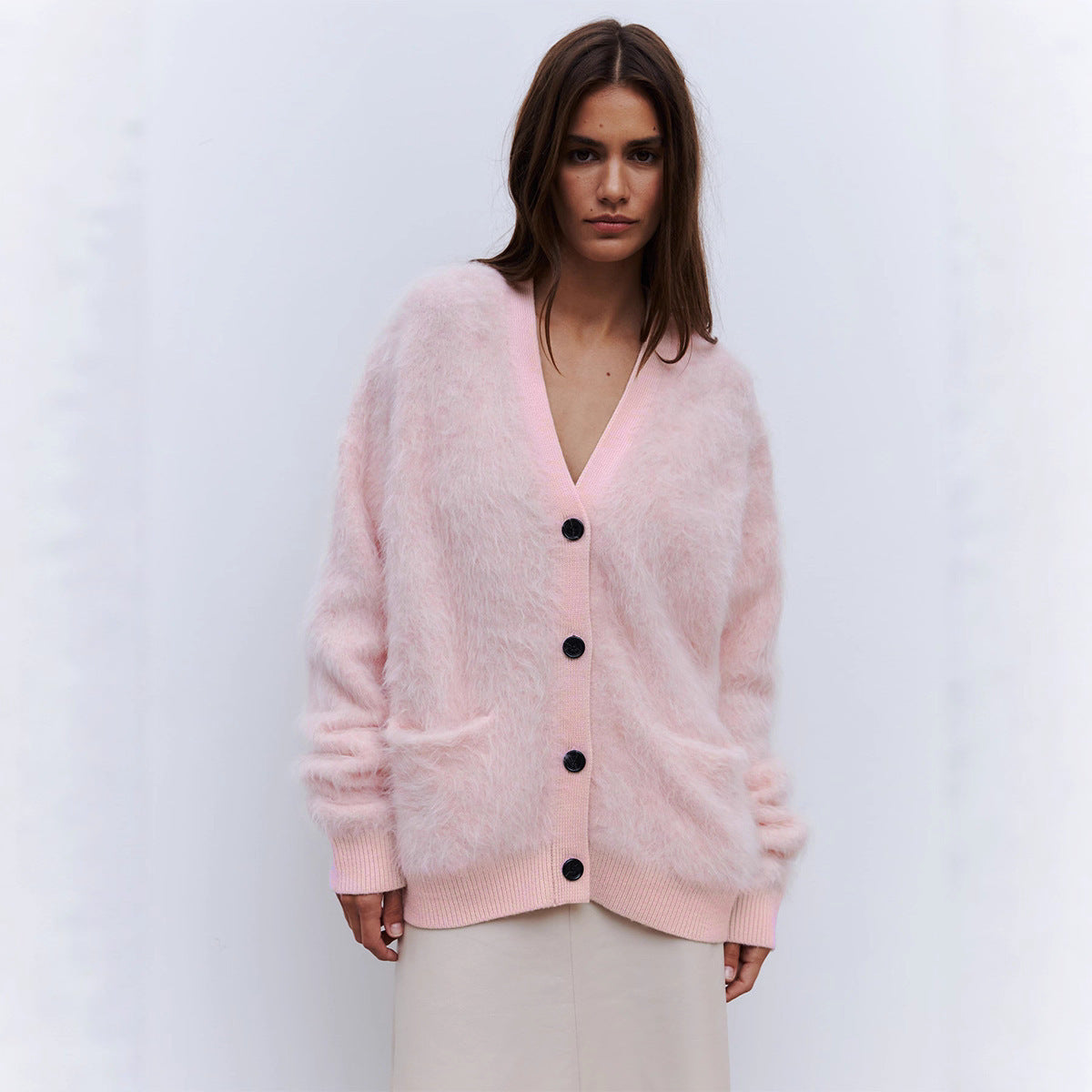 Damen Weicher Cardigan aus Mohair mit Knöpfen R&B