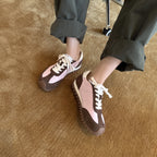 Damen sportive Sneakers mit retro-inspiriertem Design und atmungsaktiver Obermaterialstruktur