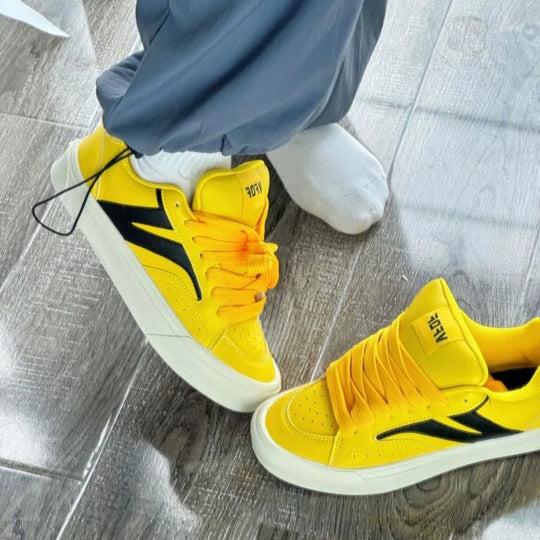 Damen Sportliche Sneakers mit innovativem Schnürsystem R&B