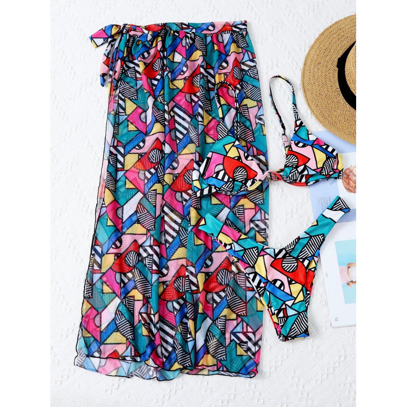 Damen Bikini-Set mit modischem Wickelrock und buntem Grafikdruck R&B