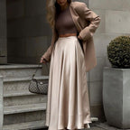 Damen Elegantes Satin-Maxikleid mit schwingendem Rock R&B
