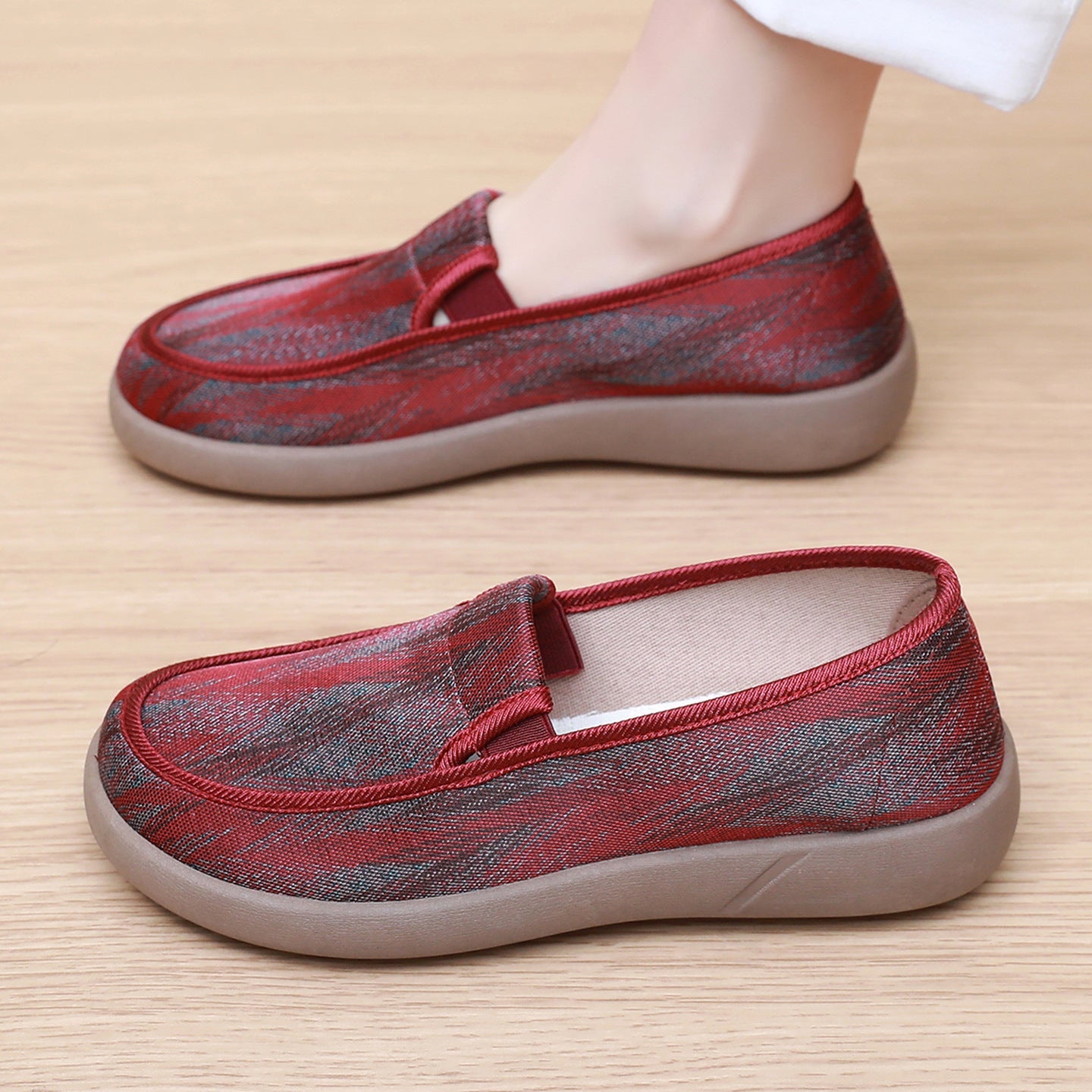 Damen Freizeit-Slipper mit anatomisch geformtem Fußbett und rutschfester Gummisohle R&B