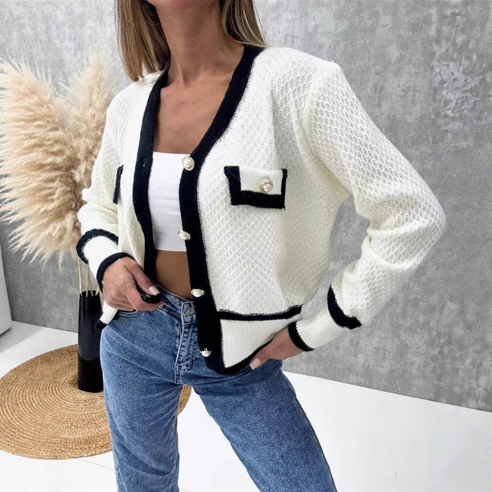 Damen Elegante Strickjacke mit Perlenknöpfen und Kontrastdetails