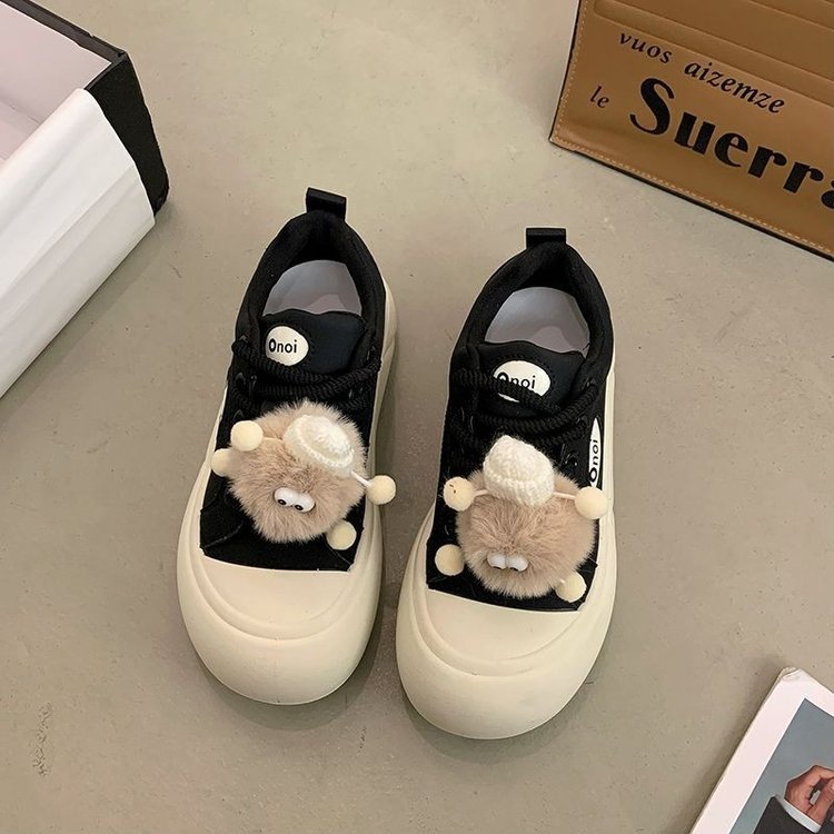 Damen Sneakers mit verspielten Pompons und bequemer Sohle R&B