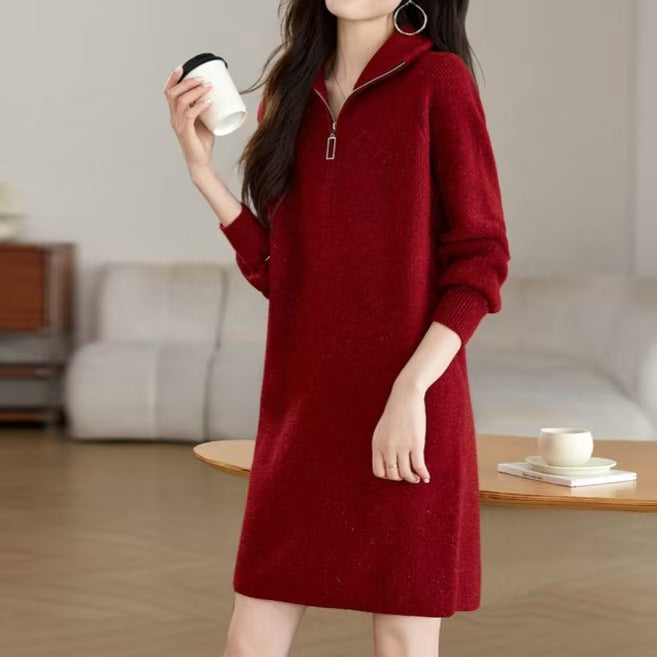 Damen Kurzes Strickkleid mit halbzipper und Kragen R&B