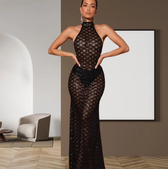Damen Glamouröses Abendkleid mit figurbetonendem Schnitt und hochgeschlossenem Halterneck R&B