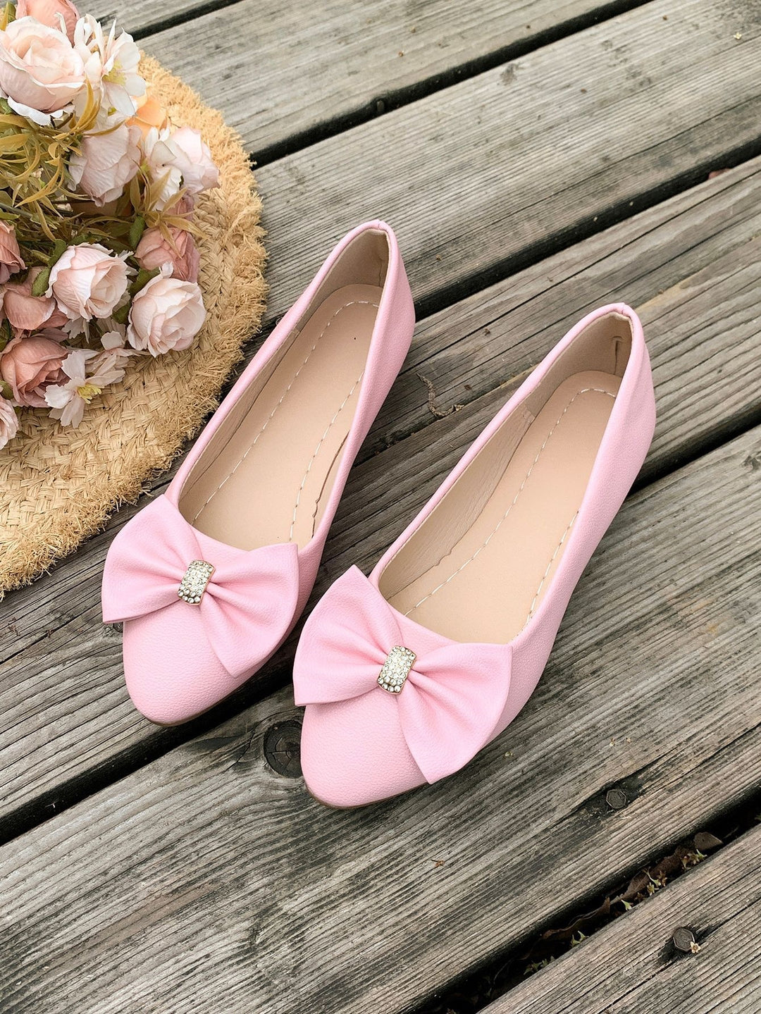 Damen Ballerinas mit großem Schmuckdetail R&B