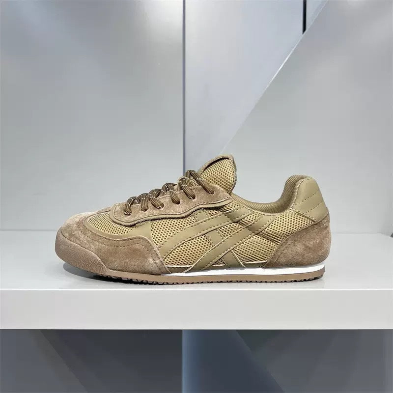 Damen modische und atmungsaktive Sneaker mit hochwertigem Wildleder und Mesh von