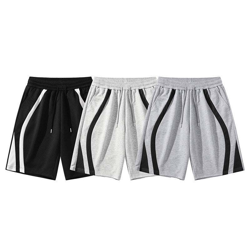 Herren Sportliche Shorts mit elastischem Bund und seitlichen Kontraststreifen